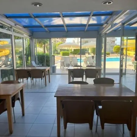 Lemon Garden Готель Аланія