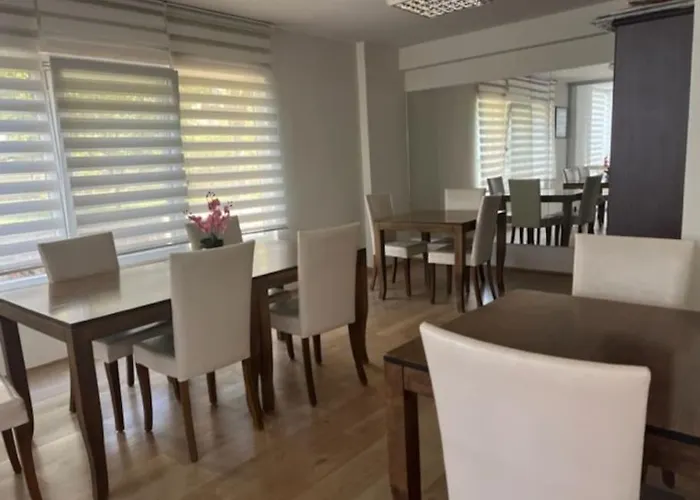 Lemon Garden فندق